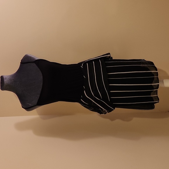 Strip sheer dress - Picture 4 of 6